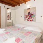 Seven-bedroom In Tatil Evi Dicmo