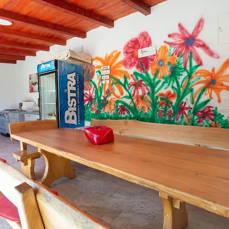 Seven-bedroom In Tatil Evi